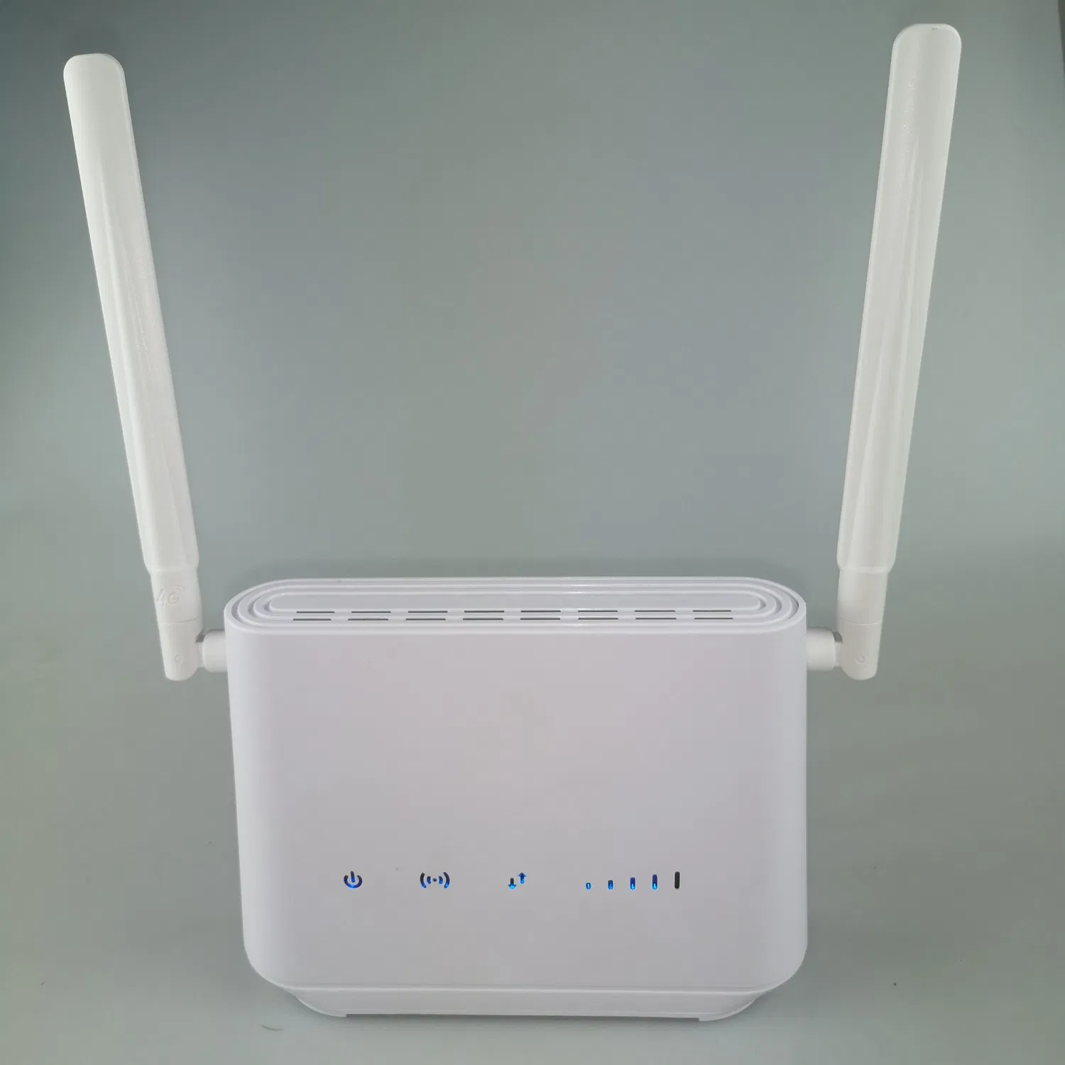 Nuovo router WiFi 2.4G e 5G Cat12/Cat20 CPE